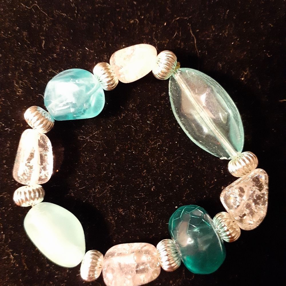GLASS BEADED STRETCH BRACELET